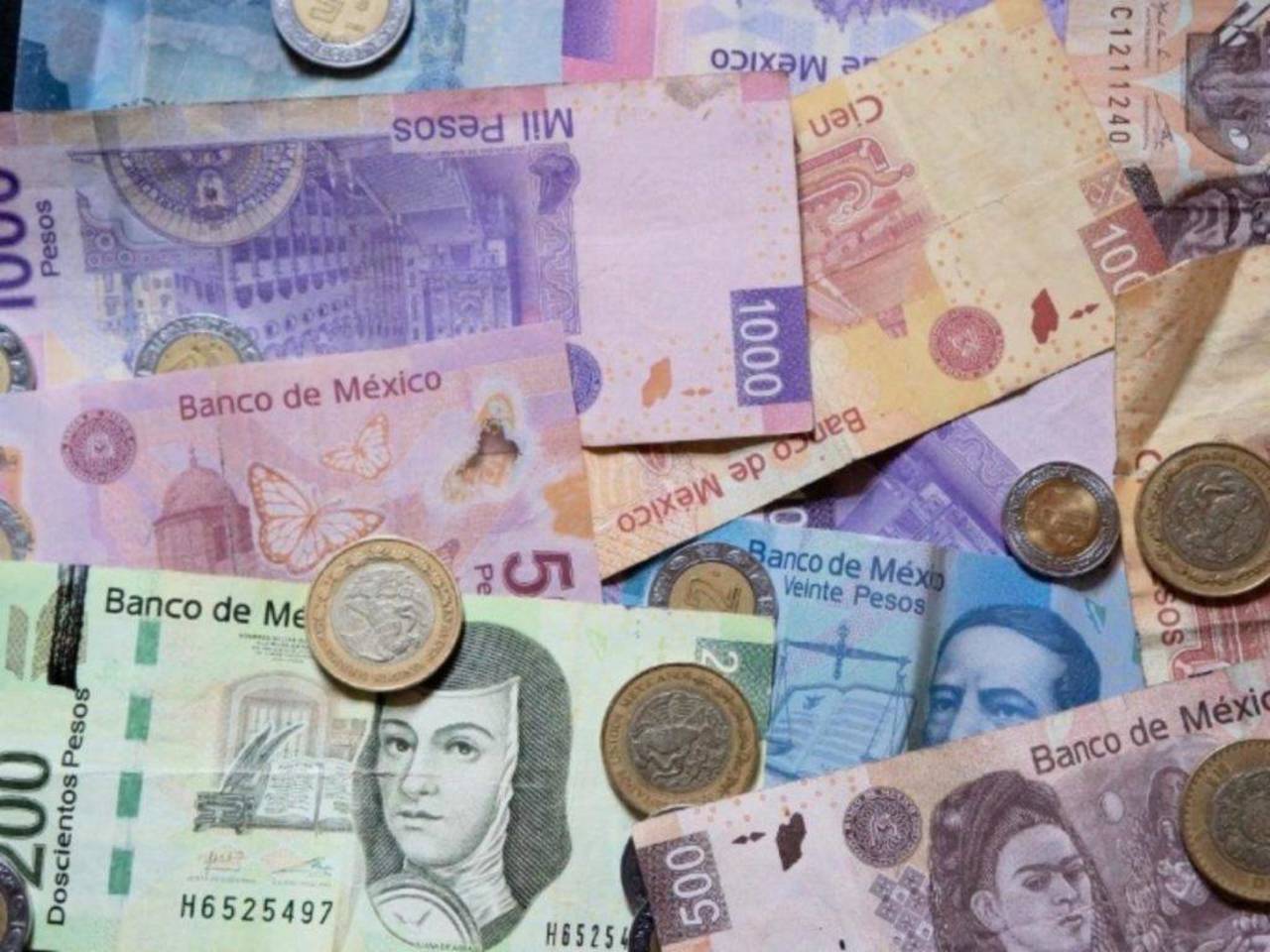 Se Acelera La Circulación De Billetes Y Monedas