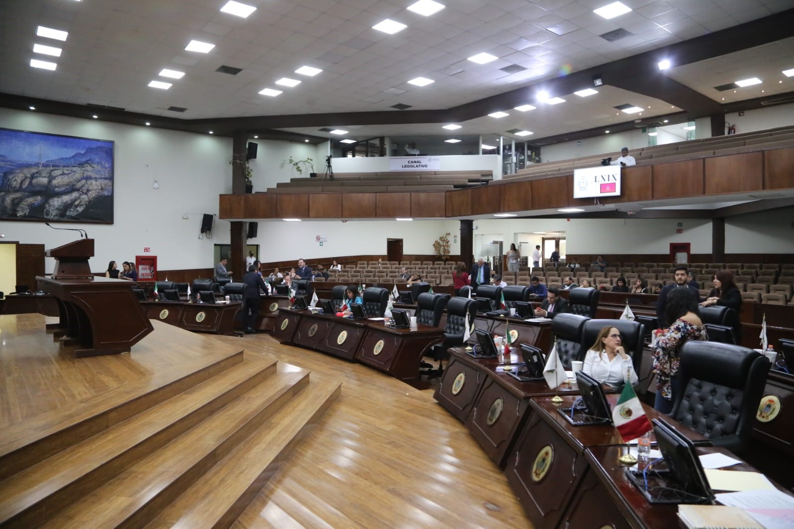 Congreso de Durango legaliza transporte que opera por plataformas digitales