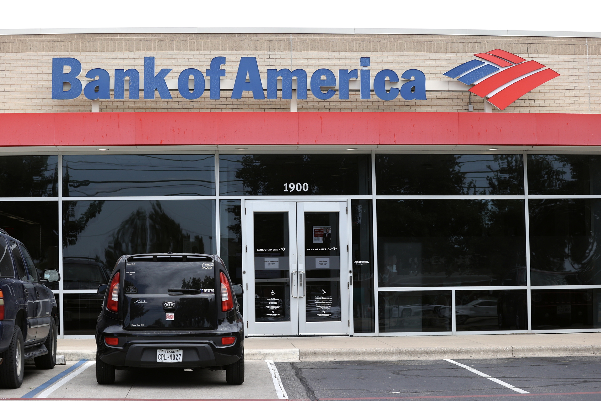 Bank of America gana 15 mil 569 millones de dólares en la primera mitad ...
