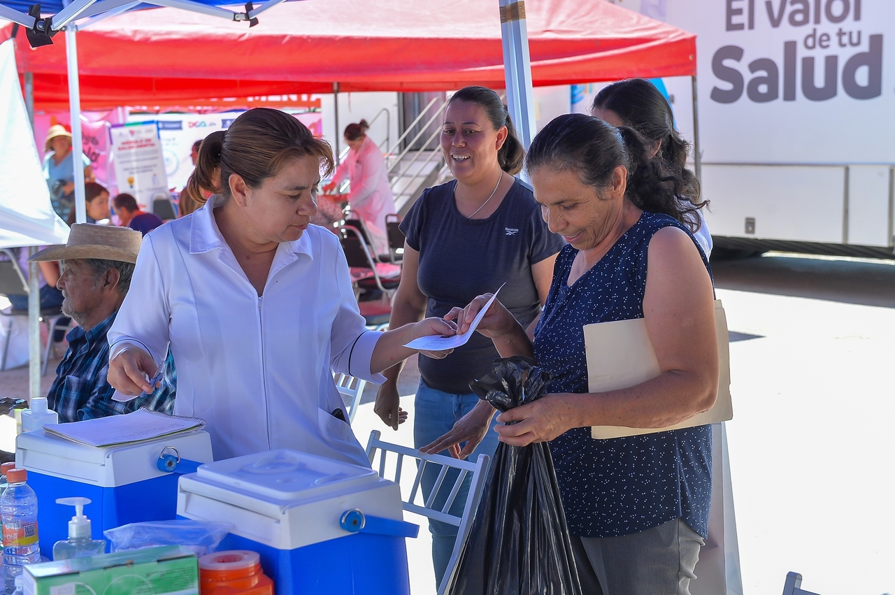 Acerca Gobierno de Esteban servicios de salud