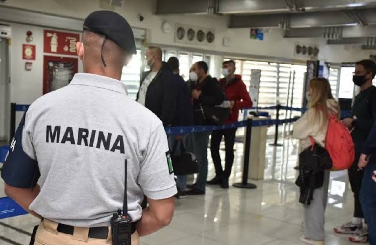 Marina Asume El Control Del Aeropuerto De Toluca