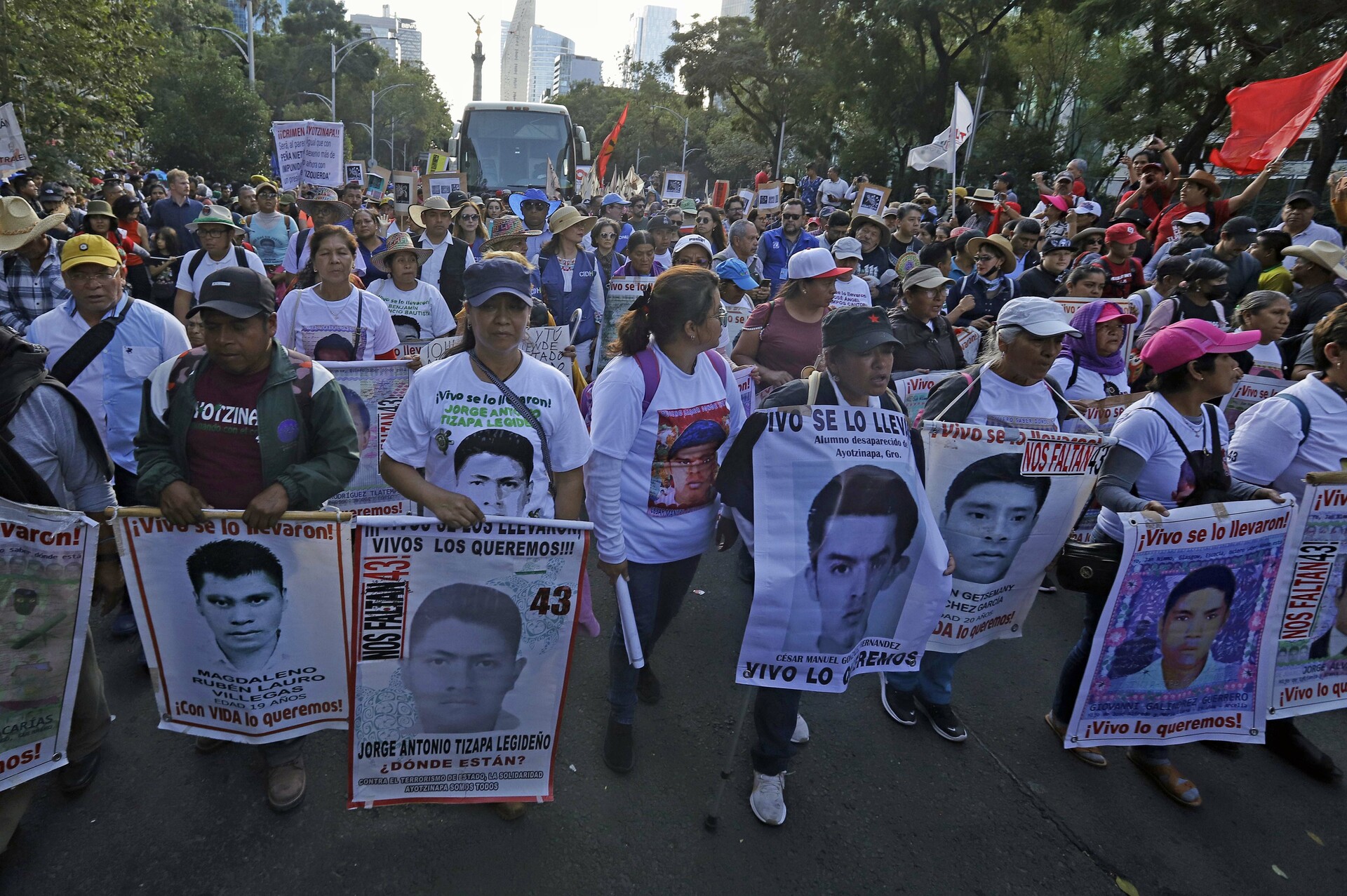 Gobierno ubica 10 momentos clave en caso de los 43 normalistas de ...