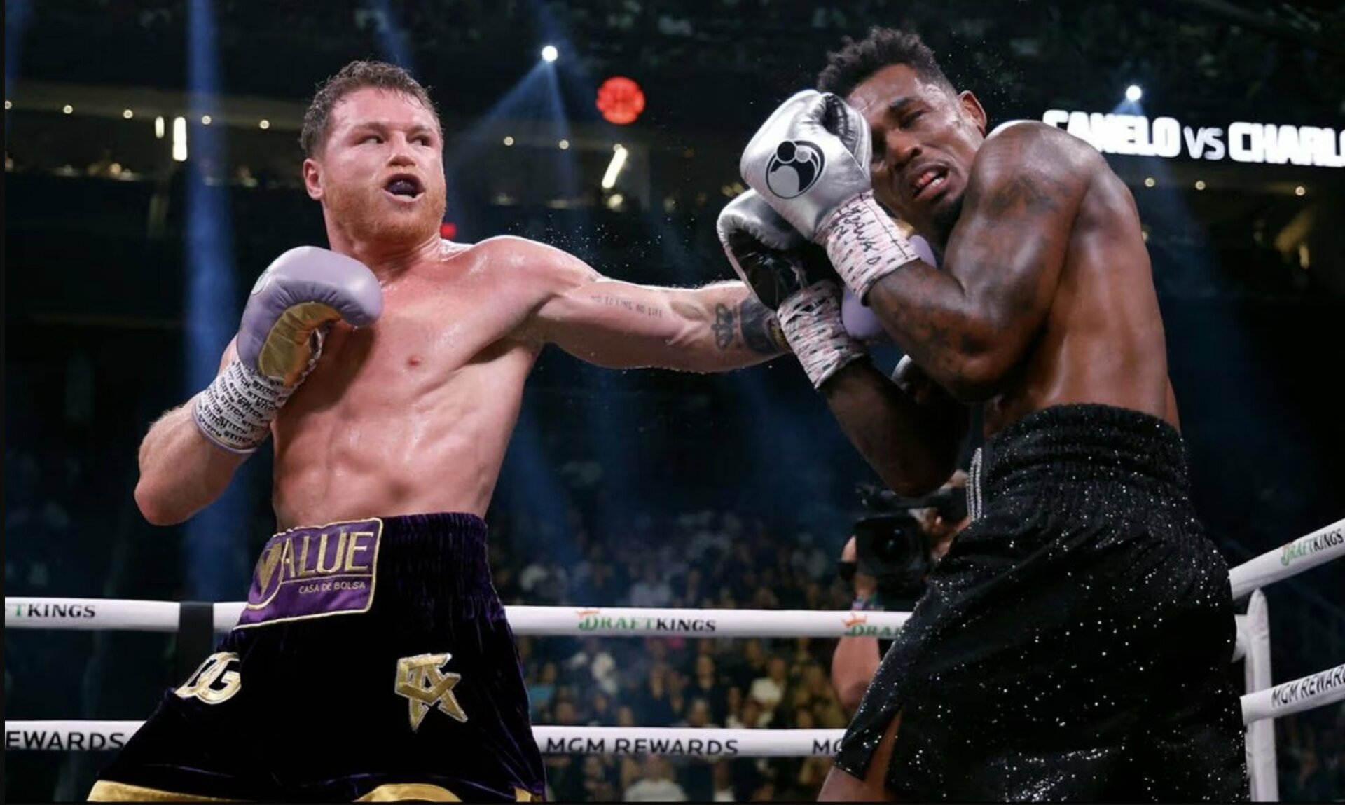 Canelo Álvarez Vence A Jermell Charlo Por Decisión En Las Vegas