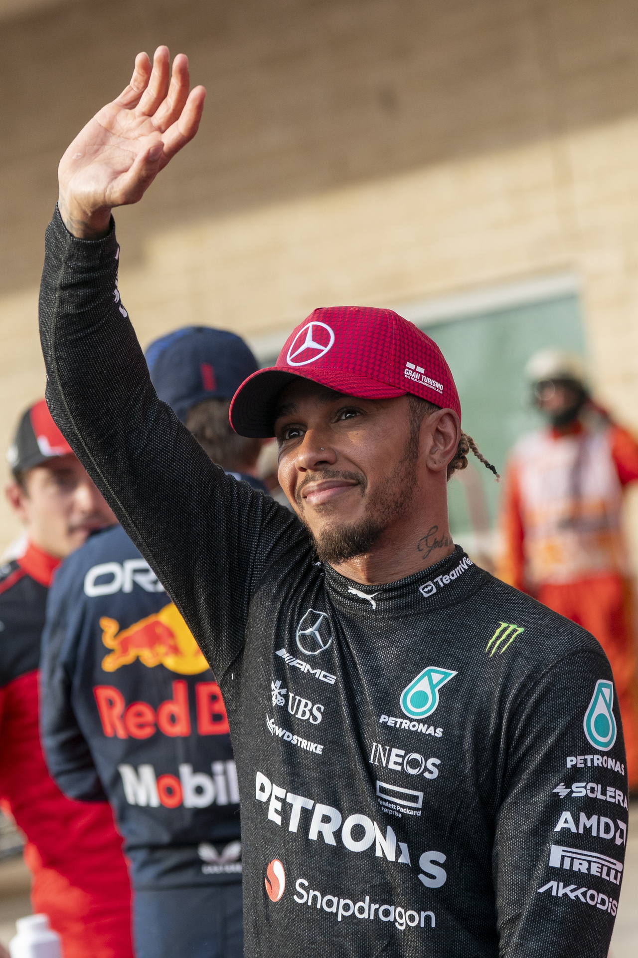 Lewis Hamilton es descalificado