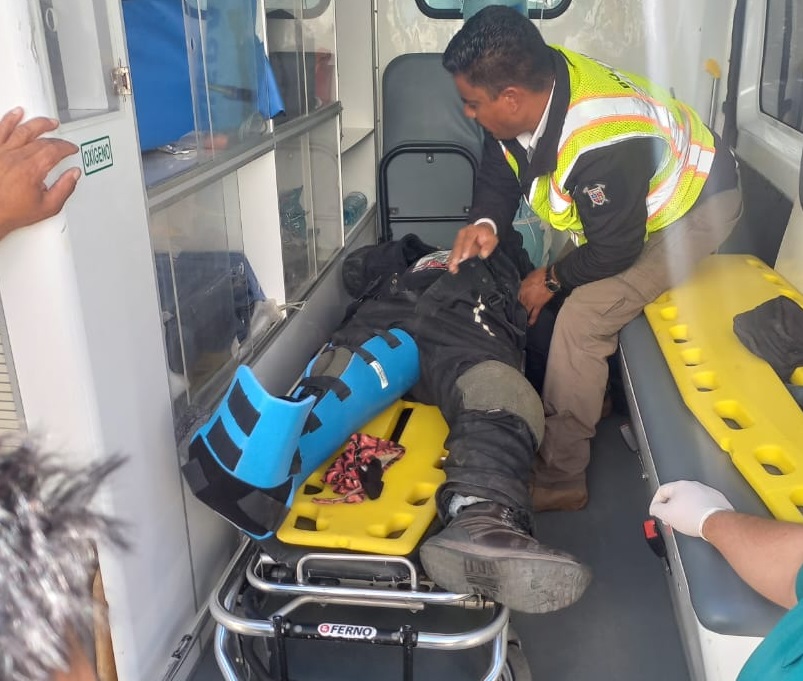 Motociclista originario de Sonora resulta lesionado al accidentarse en ...