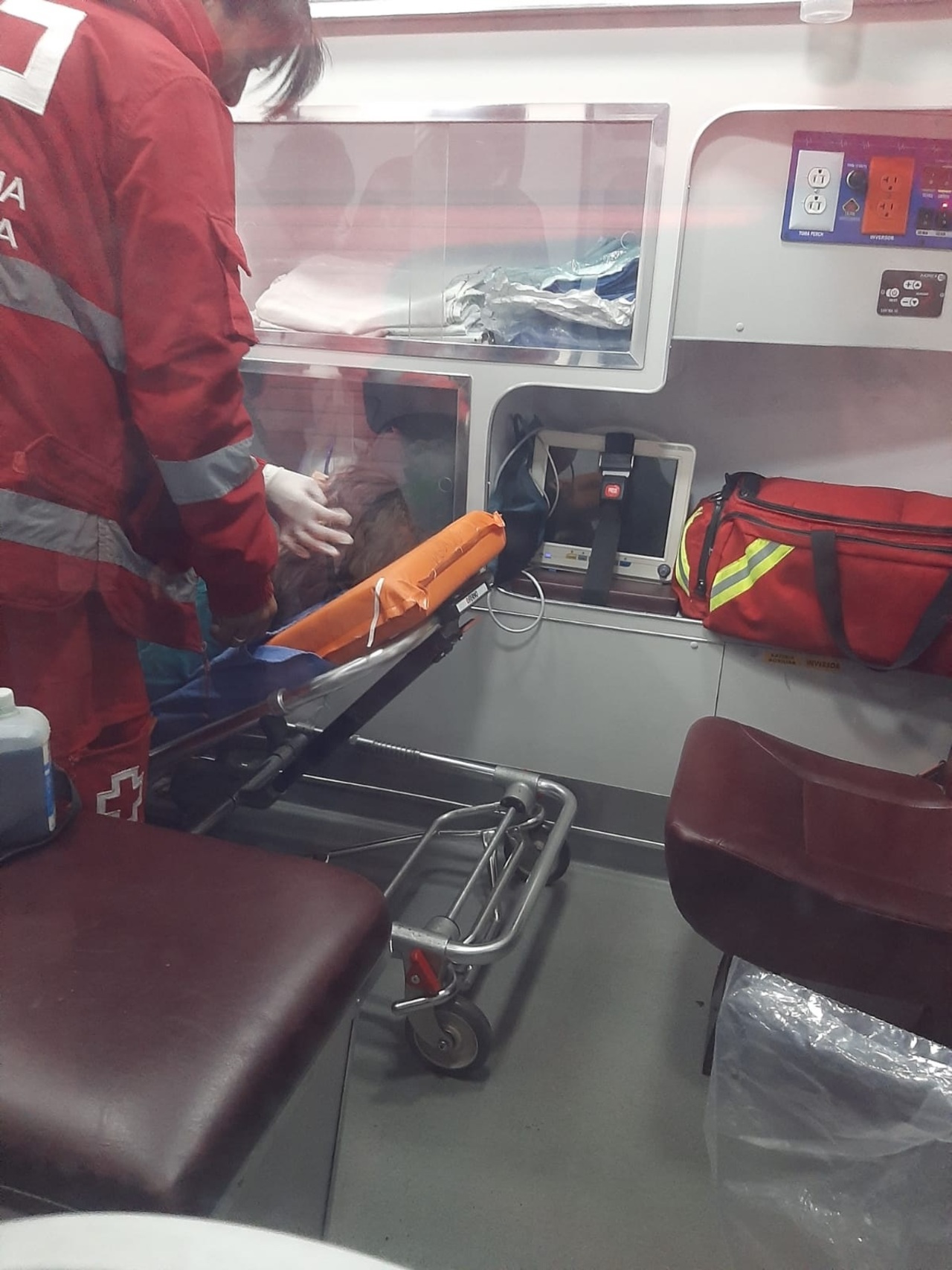 Mujer Fue Golpeada Por Su Esposo Es Atendida En El Hg450