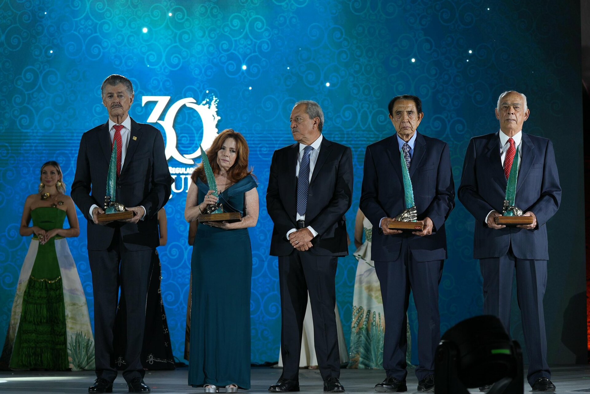 Celebra Sader aniversario 50 de la Denominación de Origen del Tequila y 30  del Consejo Regulador