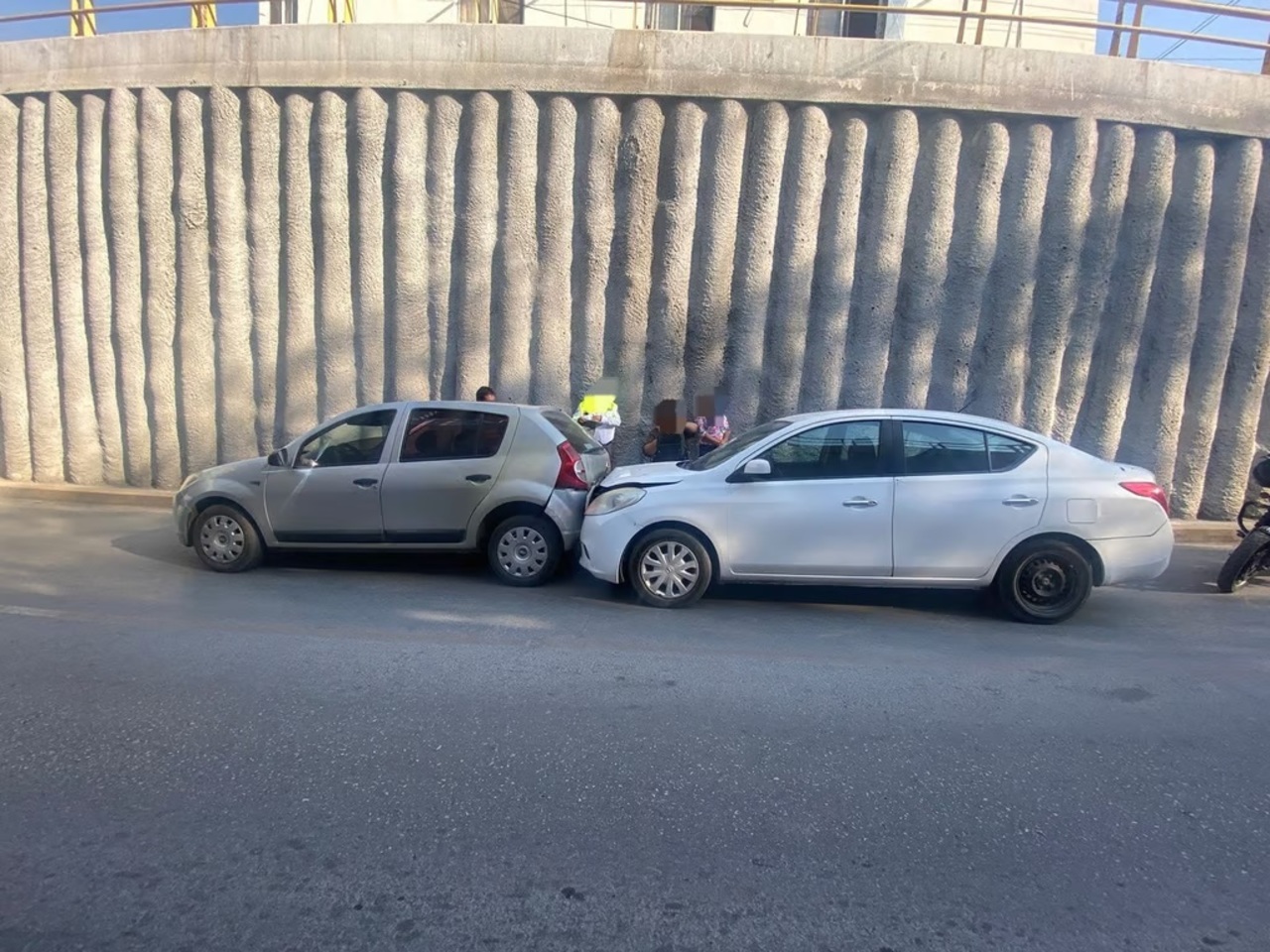 Chocan Por Alcance En El Desnivel Escobedo De Gómez Palacio