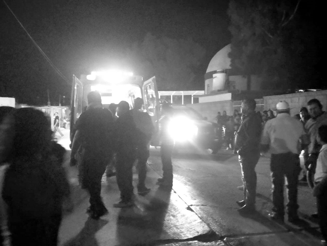 Defiende a una mujer y resulta herido de bala, en Cuencamé
