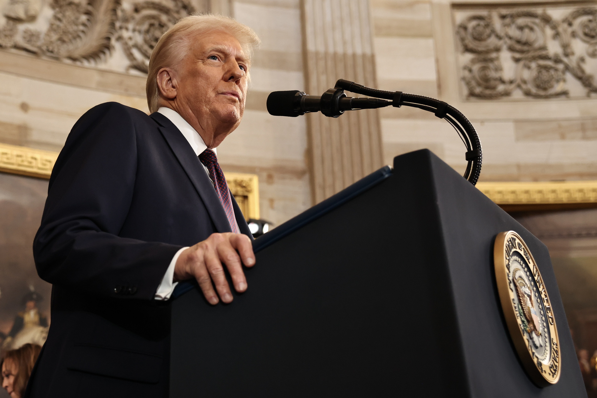Trump promete deportasión masiva de migrantes.