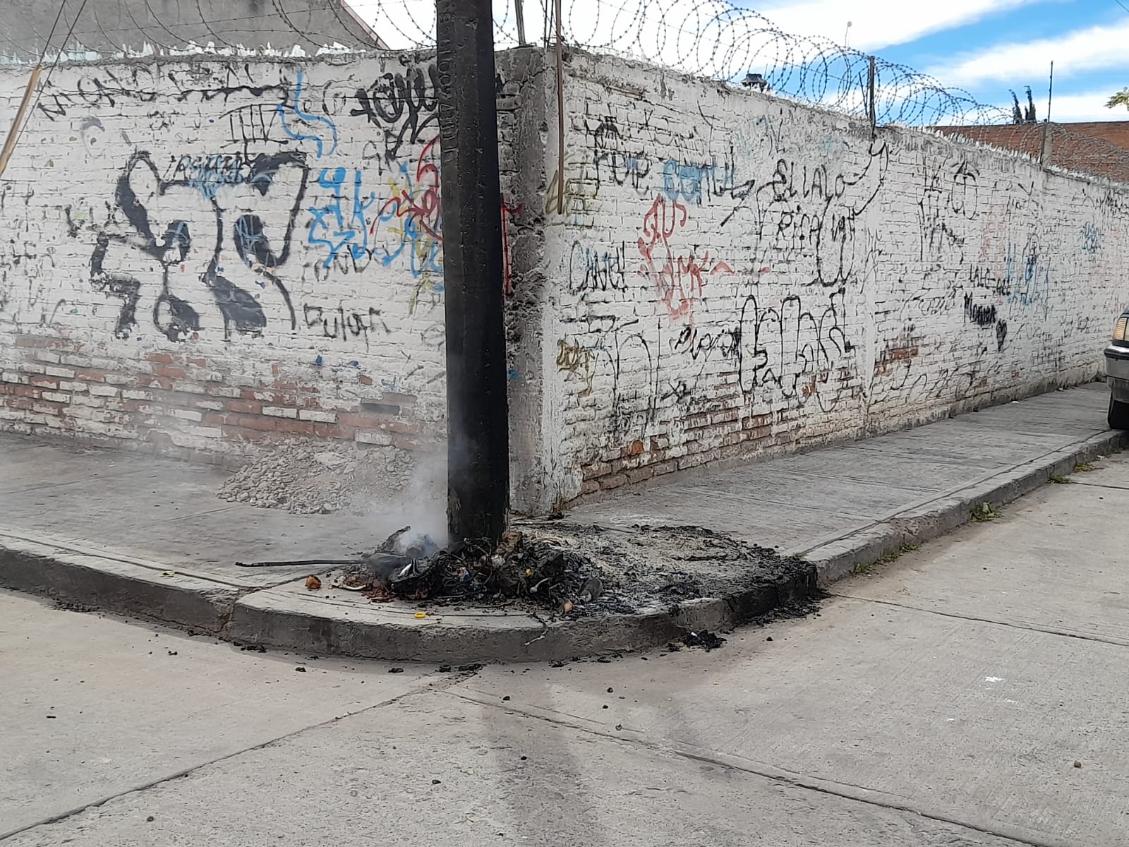 Denuncia ciudadana: constante la quema de basura en calle Allende