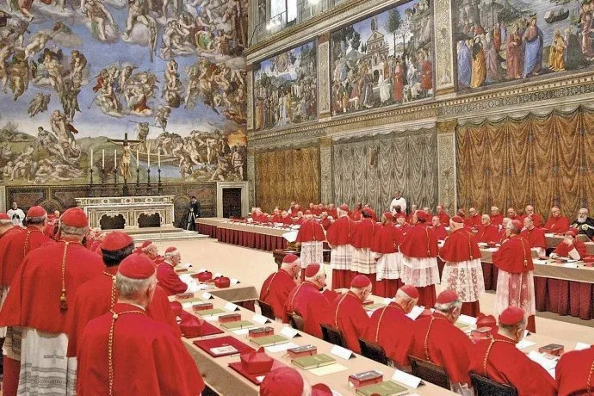 ¿Cuáles son los 5 posibles candidatos a suceder al Papa?