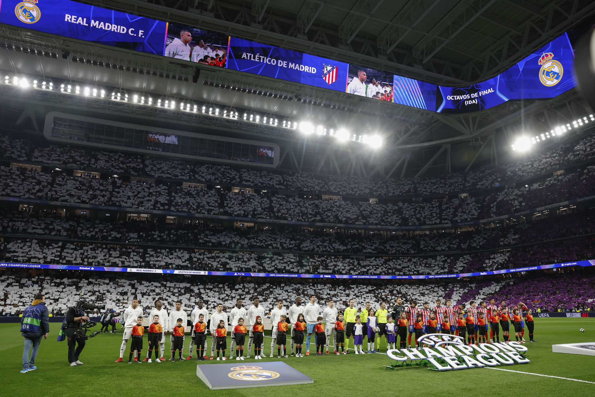Un Santiago Bernabéu lleno de aficionados merengues fue sede de este increíble encuentro.