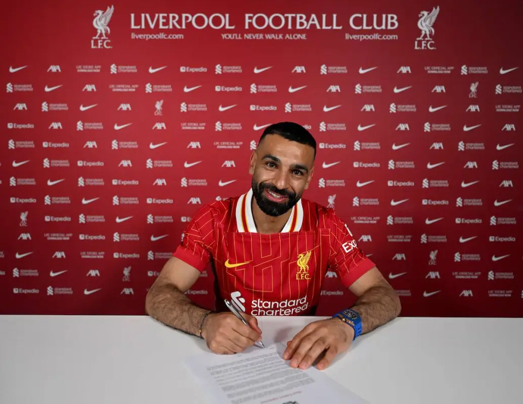 Al igual que Virgil Van Dijk, 'Mo' Salah renovó contrato recientemente, así amarrando el Liverpool a dos de sus más grandes íconos.