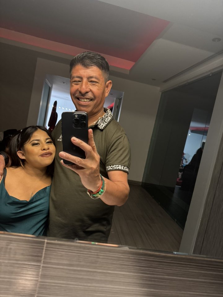 Lupita y su pareja 'Medellín'.