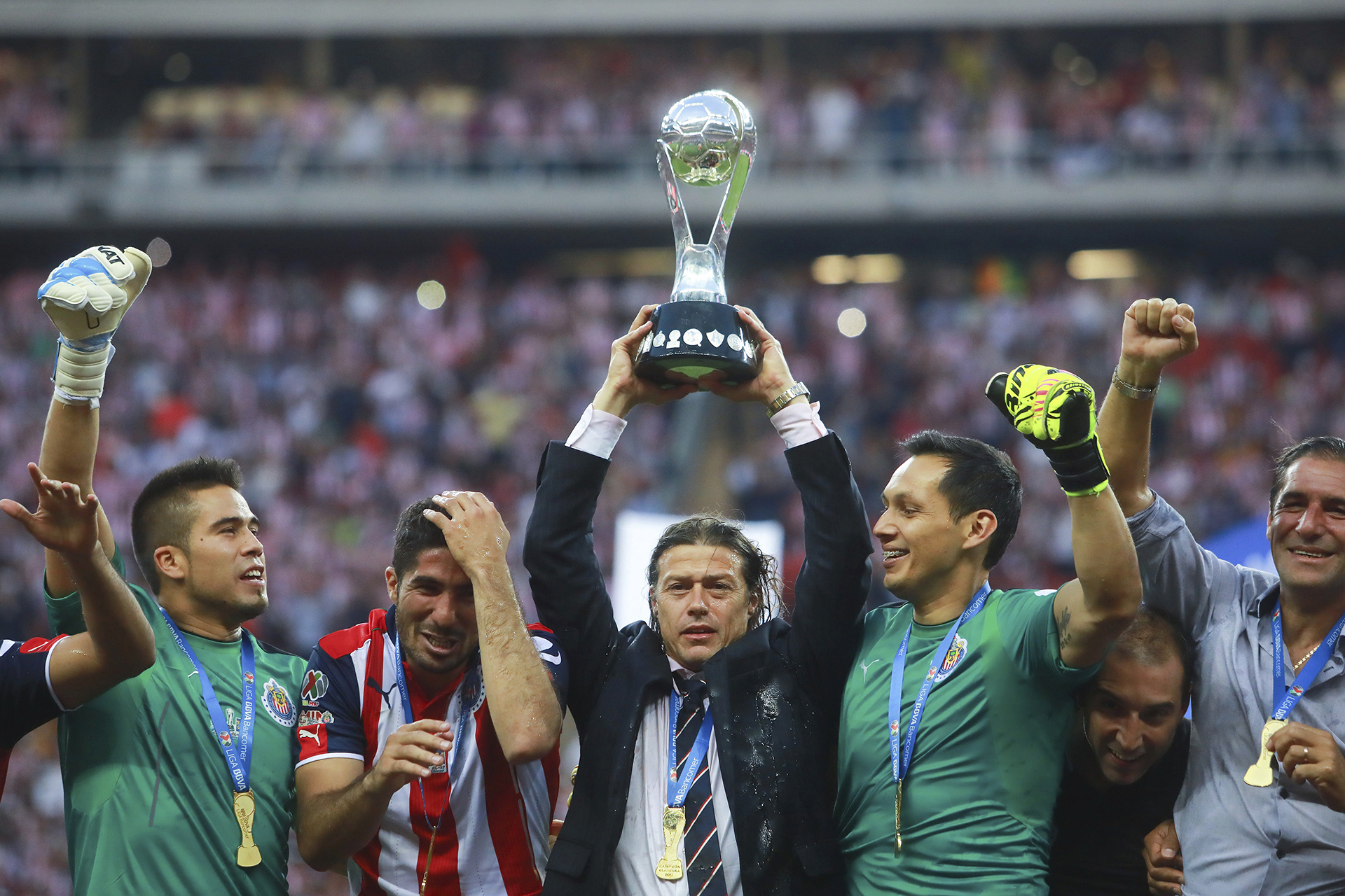 Por ahora, el regreso de Almeyda a la Liga MX se ve lejano, pero no imposible, según el propio estratega.
