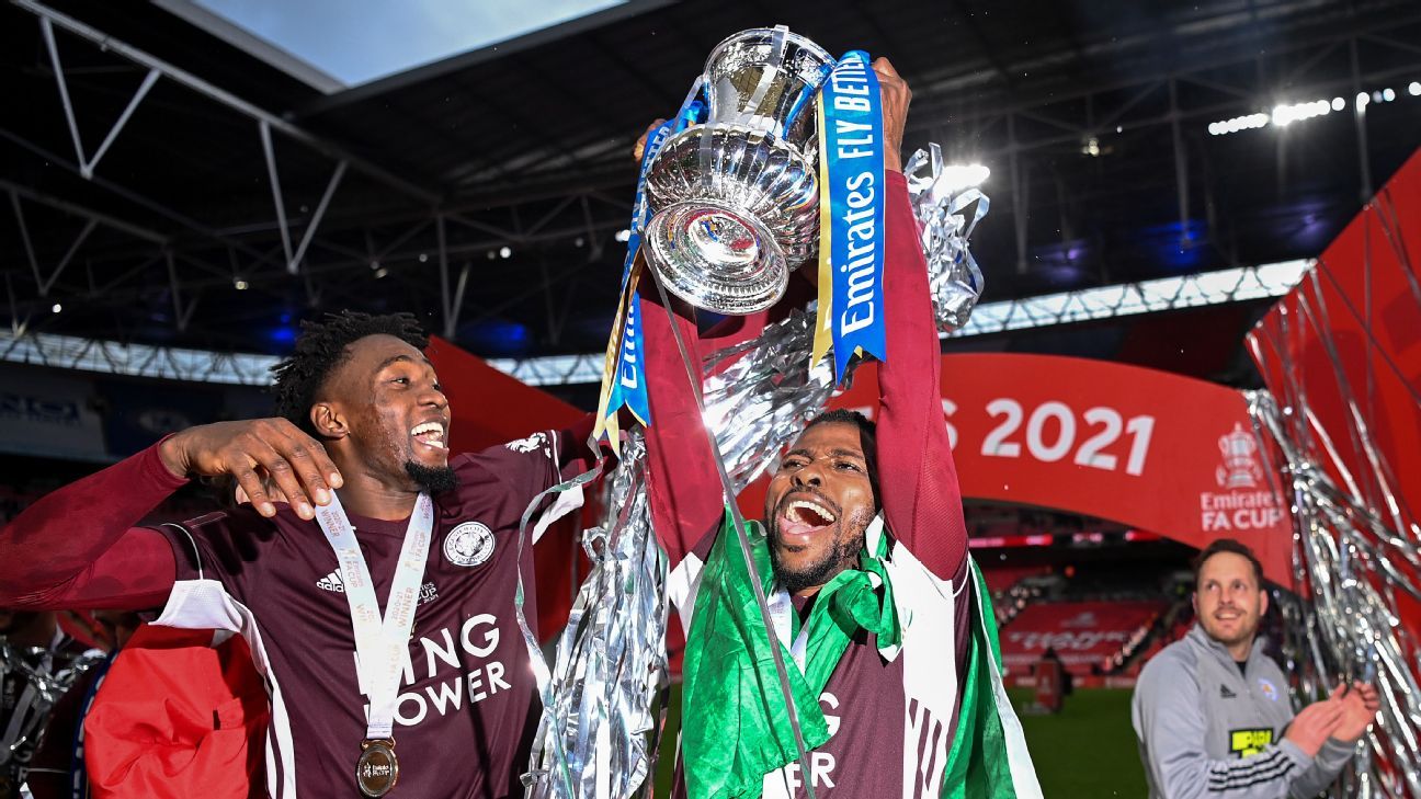Iheanacho fue pieza clave en el Leicester City de Brendan Rodgers que conquistó la FA Cup en 2021 ante el Chelsea.