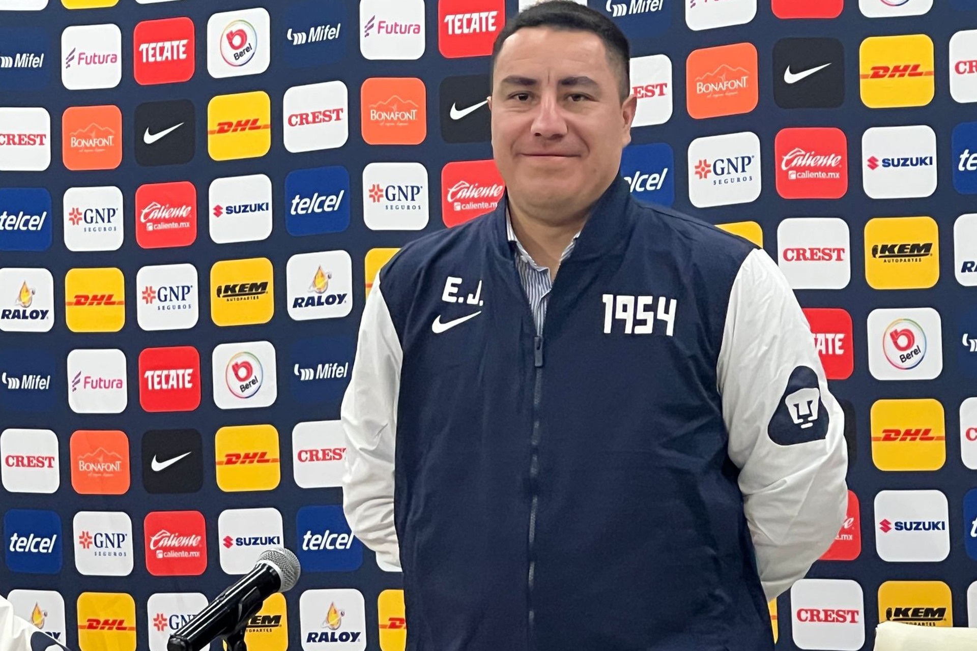 Con la llegada de Navas, más el reciente fichaje de Aaron Ramsey, Efraín Juárez está armando un Pumas de ensueño