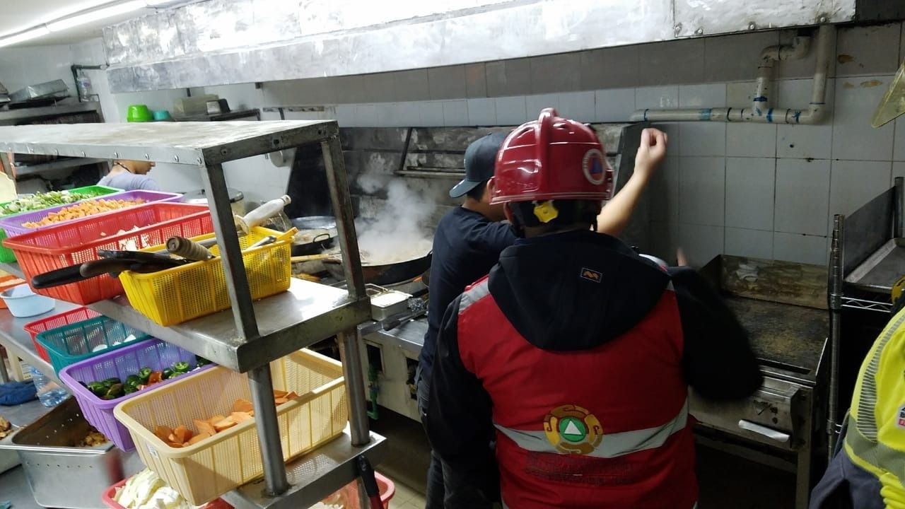 Fundamental. Se realizan visitas periódicas a establecimientos del giro gastronómico, con el objetivo de verificar que cuenten con medidas preventivas adecuadas para proteger a la ciudadanía.