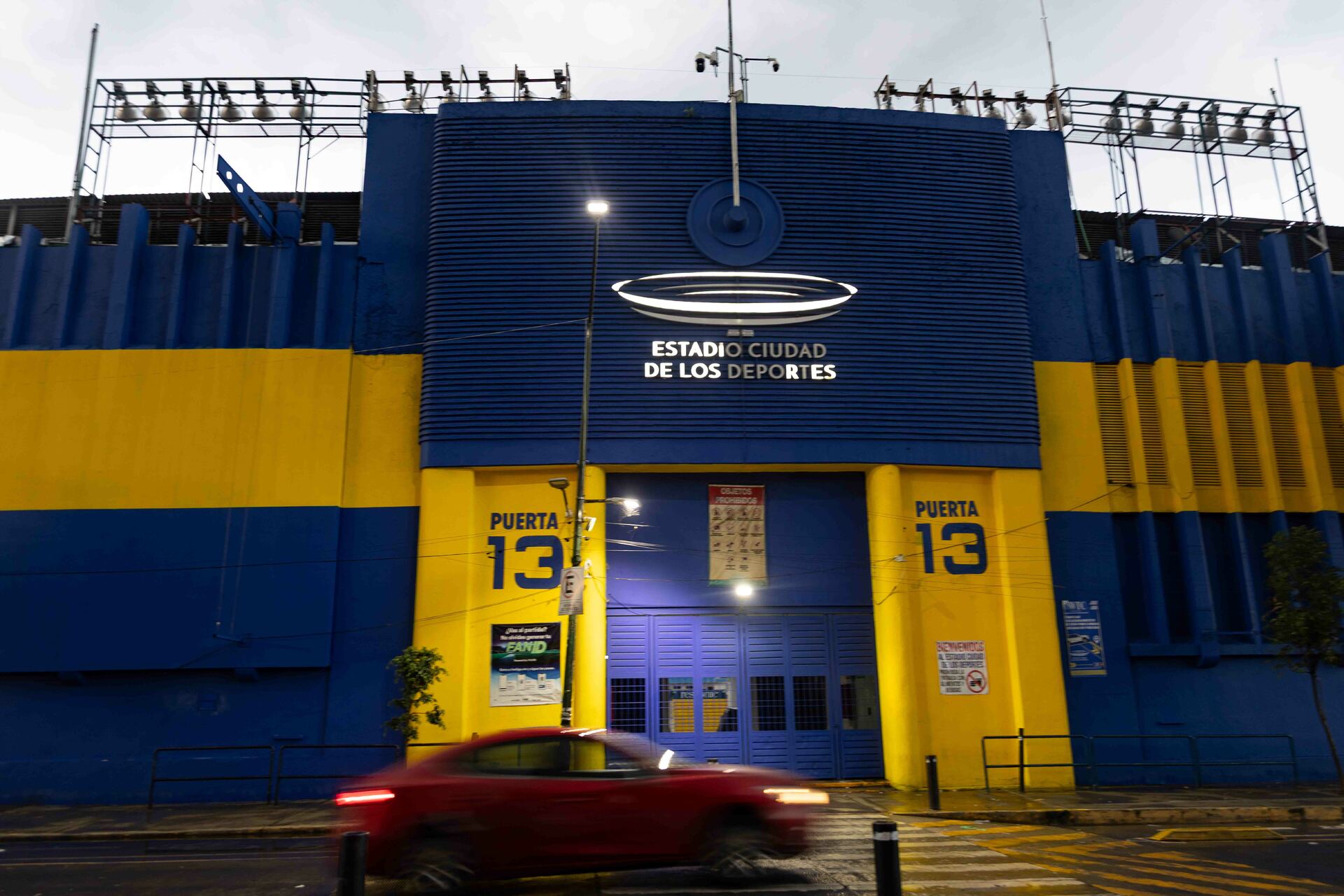 América aun puede usar el actual Ciudad de los Deportes, pero los partidos en dicho recinto tendrán que jugarse a puertas cerradas.