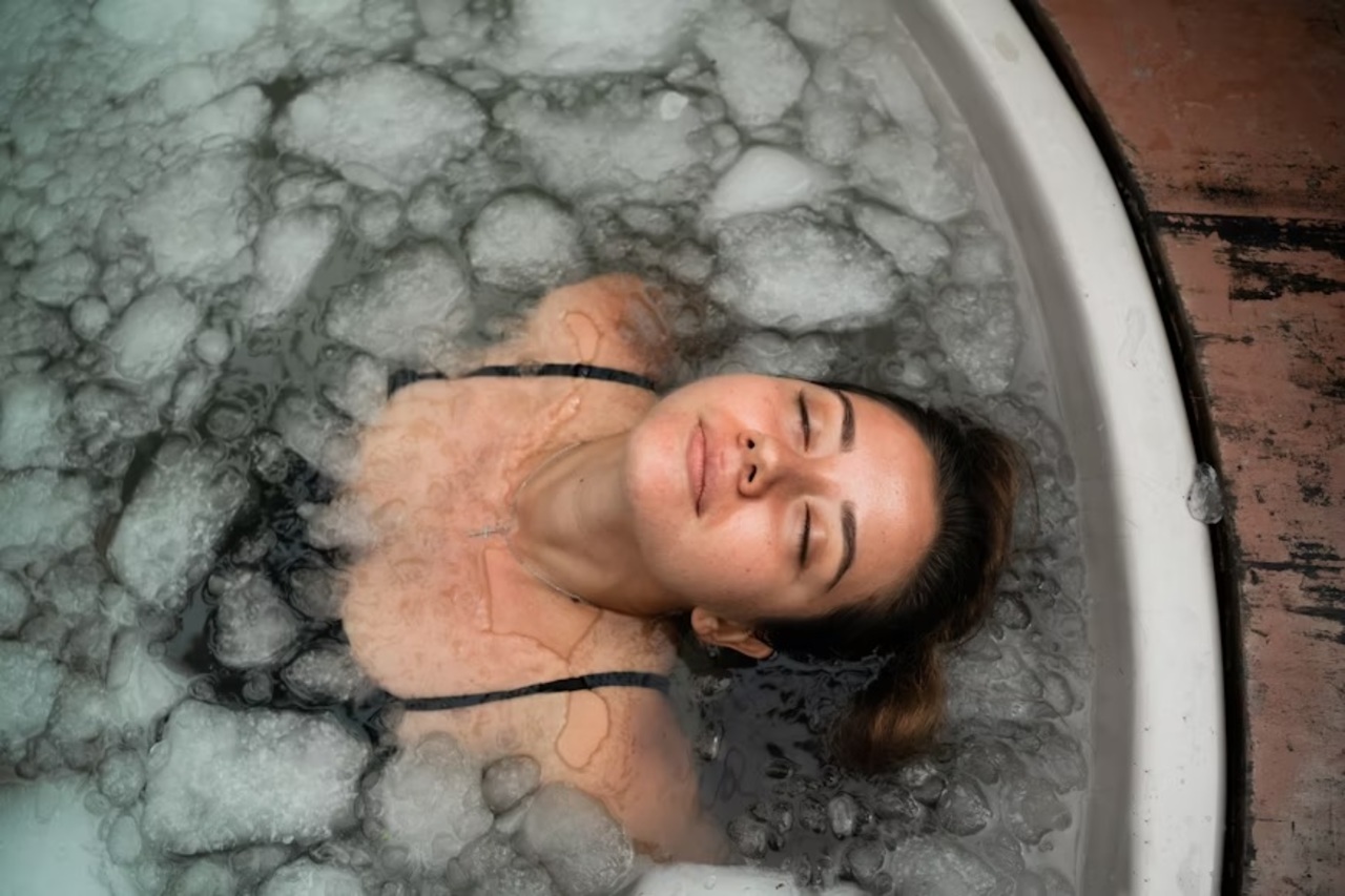 El frío extremo no solo fortalece el cuerpo, también puede mejorar la calidad del sueño y el descanso profundo.