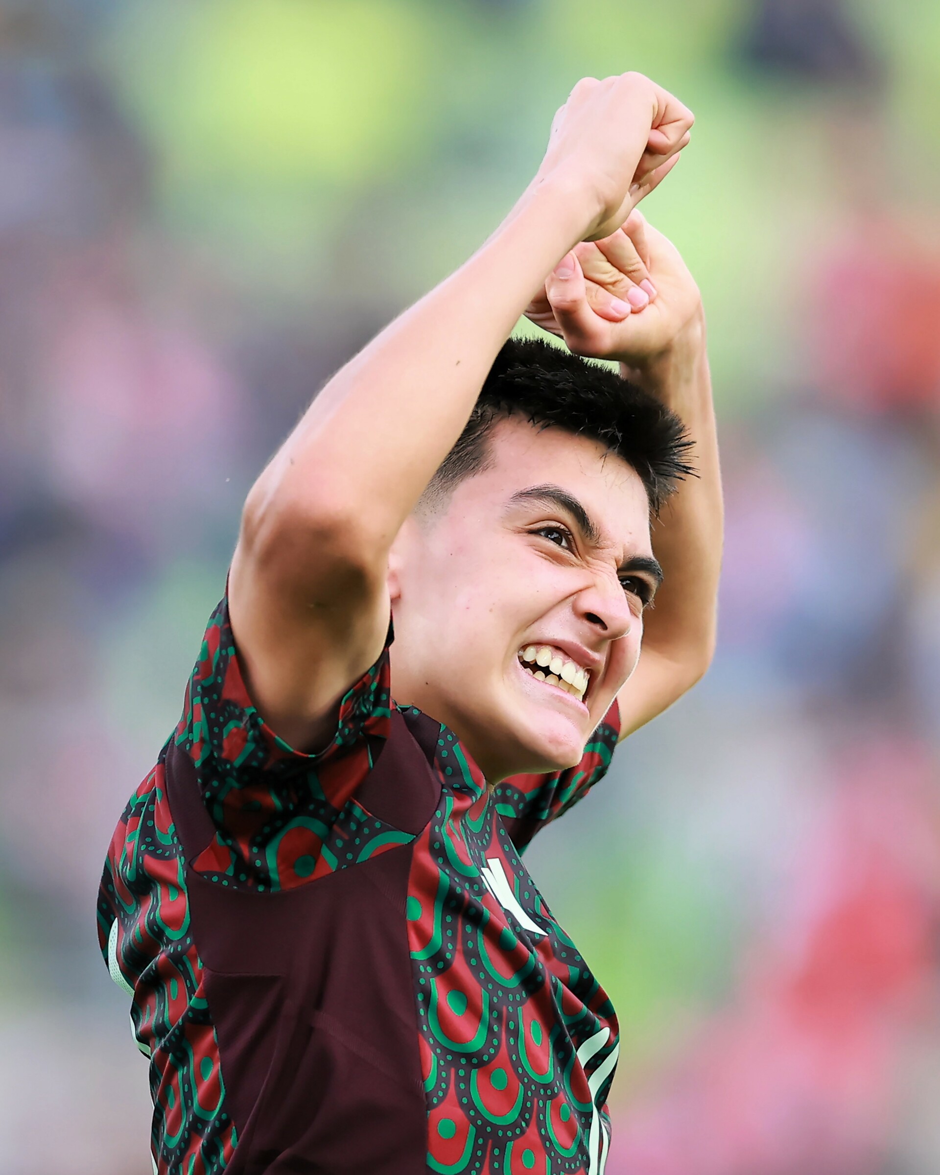 Así festejó Gilberto Mora la definición que logró la clasificación de la Selección Mexicana.