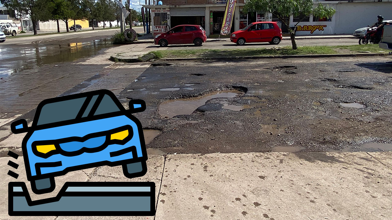 ‘Baches están prácticamente por toda la ciudad; urge atenderlos’: Regidor