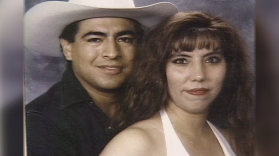 Fotografía de Abel Revilla Ochoa junto a su esposa, Cecilia, quien vería el horror de su marido de primera mano.