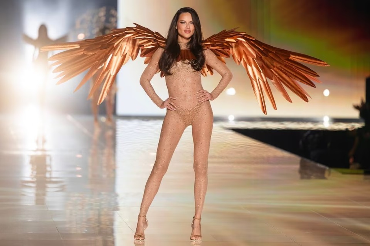 Behati Prinsloo.