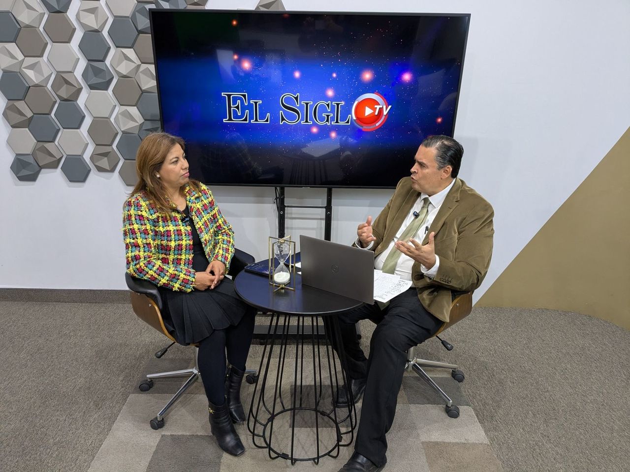 Preocupación. Diversos organismos de la sociedad civil plantearon sus inquietudes por la reforma que se aprobó recientemente en México, que limita el amparo. 