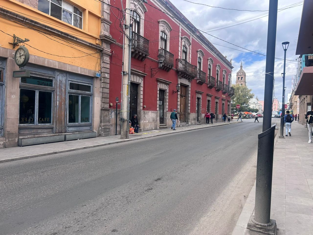 Cierre. La circulación se interrumpió durante algunas horas, en varias calles del Centro Histórico, por el desfile del 20 de Noviembre.