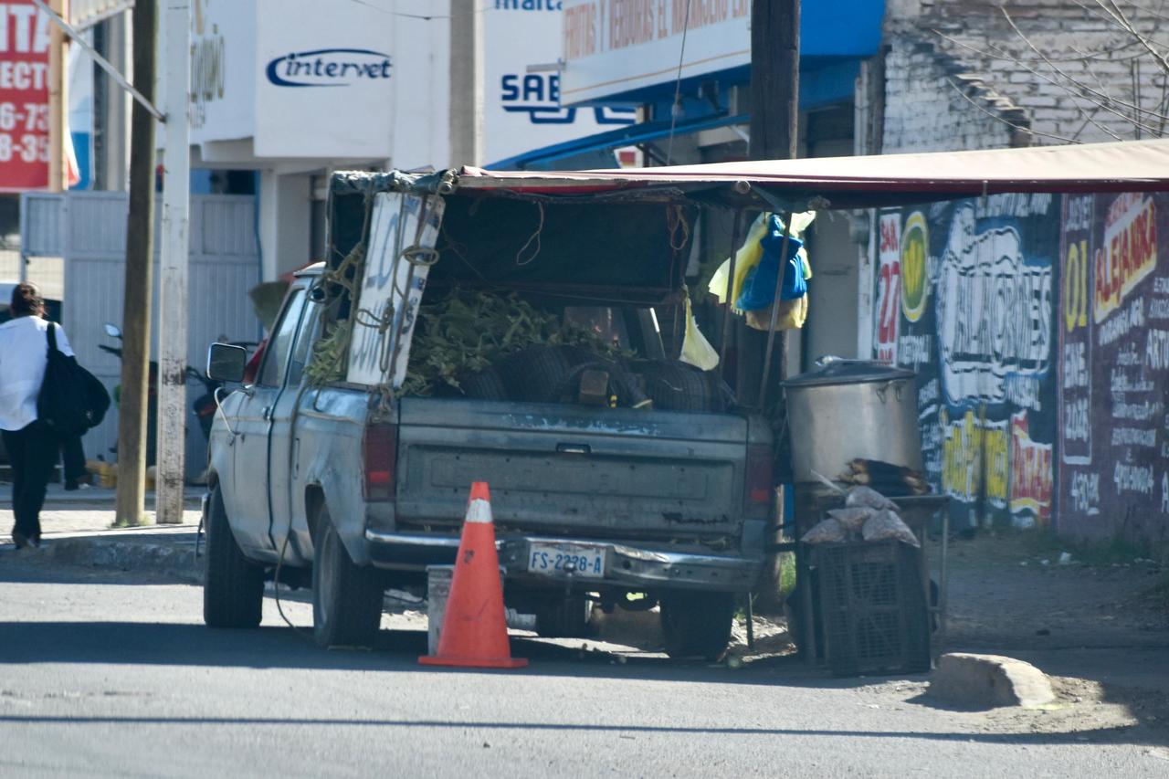 Temporada. Muchos productos siempre van a variar, dependiend de la etapa del año.
