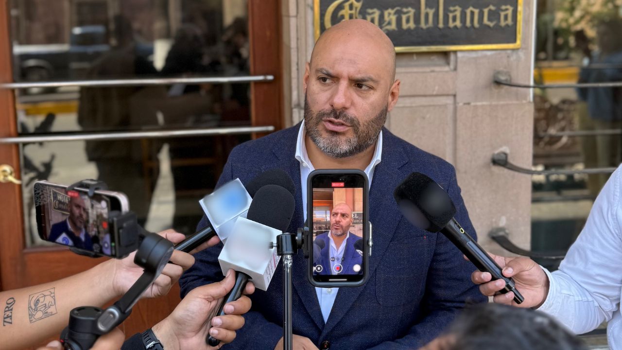Beca Rita Cetina ya es una realidad para niños de Durango: Iván Gurrola